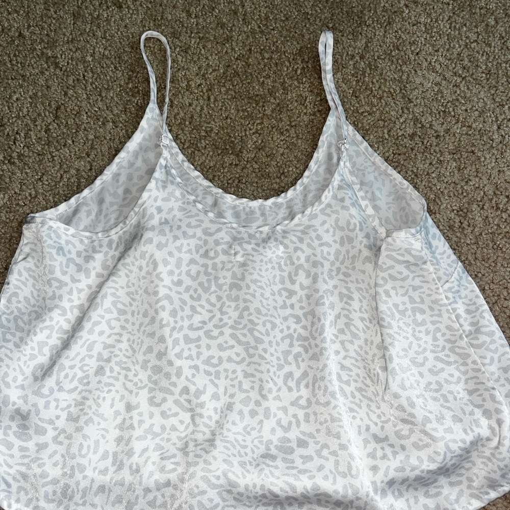 Colsie Tank - Picture 4 of 4